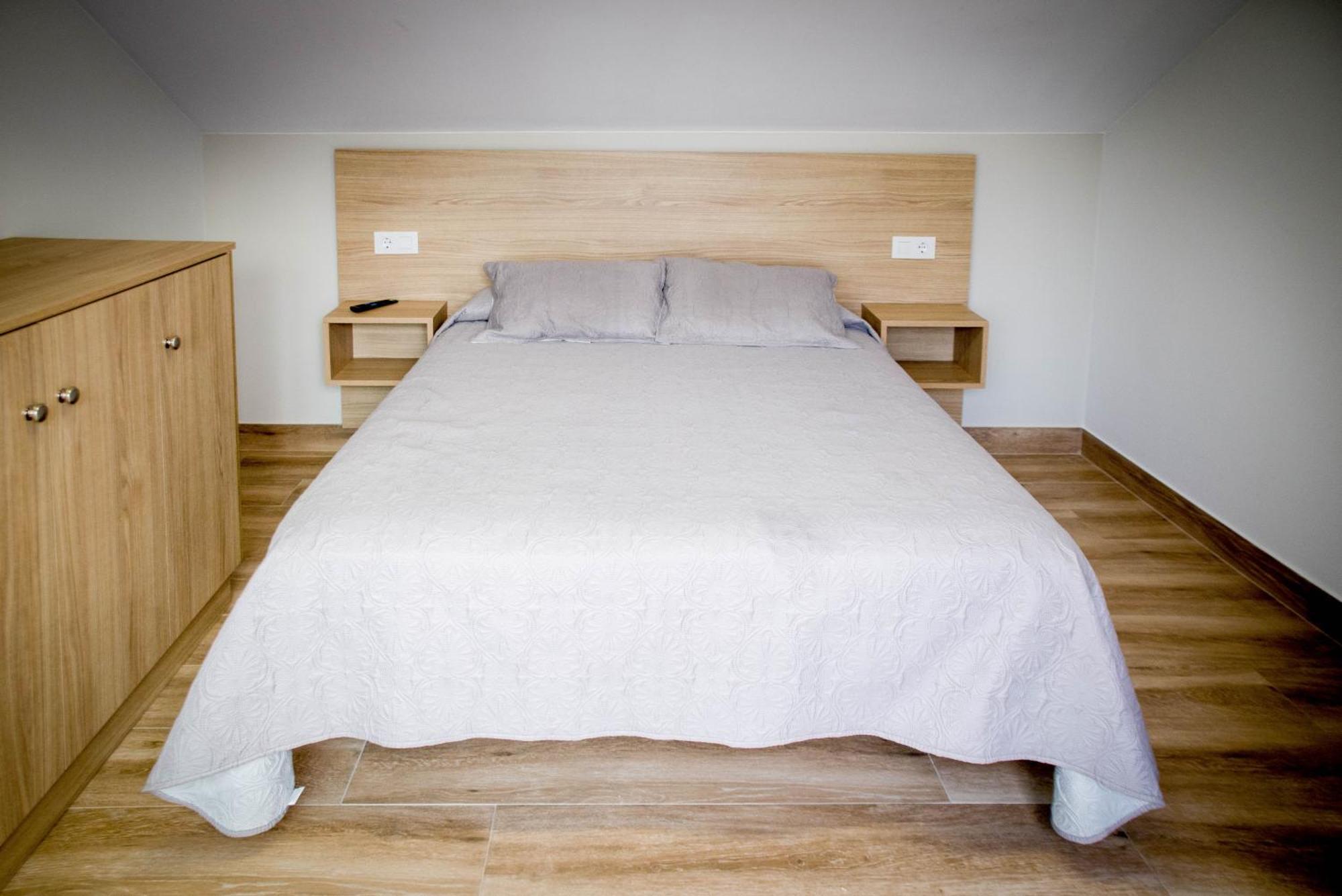 Apartamentos Turisticos Haz Amigo Muxía Quarto foto